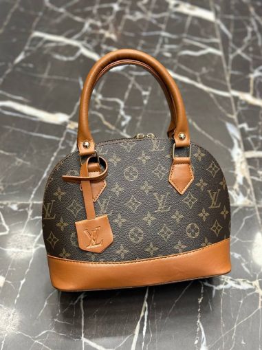 ✅️  Кожена чанта 