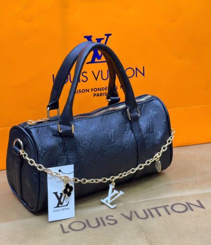 ✅️  Кожена чанта 