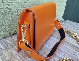 Дамска чанта