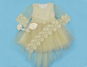 ❤️ Стилна дантелена рокля с диадема