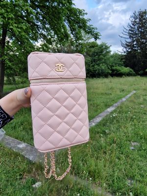 Дамска кожена чанта с кутия