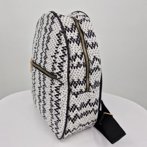 Дамска кожена раница