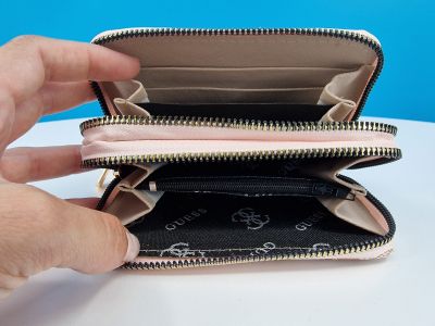 Дамско кожено портмоне