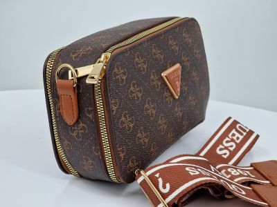 Дамска чанта