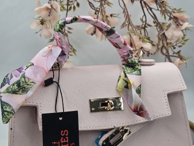 ✅️ Кожена чанта с шалче