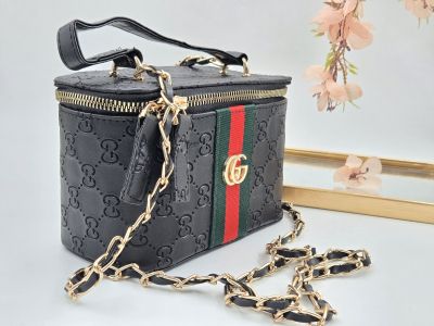 ✅️  Кожена чанта 