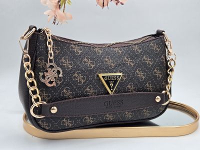 ✅️  Кожена чанта с халка